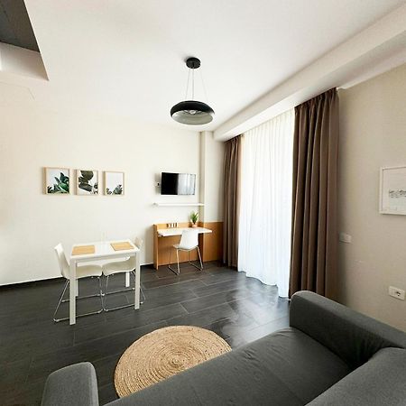 Magnet Residence Condo 1 Self Checkin Tirana Exterior foto